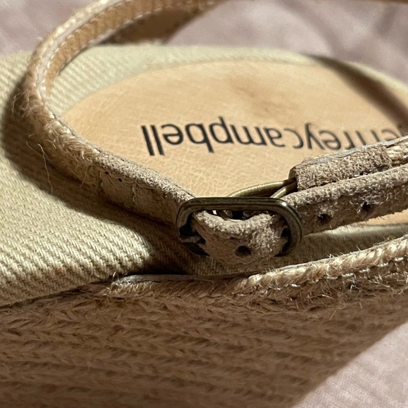 Jeffery Campbell Wedge Size 8 - Picture 10 of 11